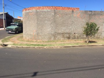 Casa - Venda - Jardim Maria Luiza - Botucatu - SP