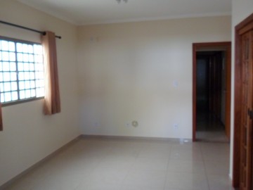 Casa - Aluguel - Jardim Bom Pastor - Botucatu - SP