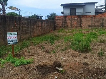 Terreno - Venda - Conjunto Residencial Souza Santos - Botucatu - SP