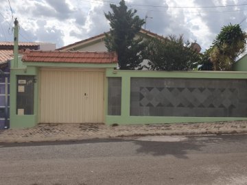 Casa - Venda - Jardim Bandeirantes - Botucatu - SP