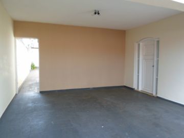 Casa - Aluguel - Conjunto Residencial Jardim do Mirante - Botucatu - SP